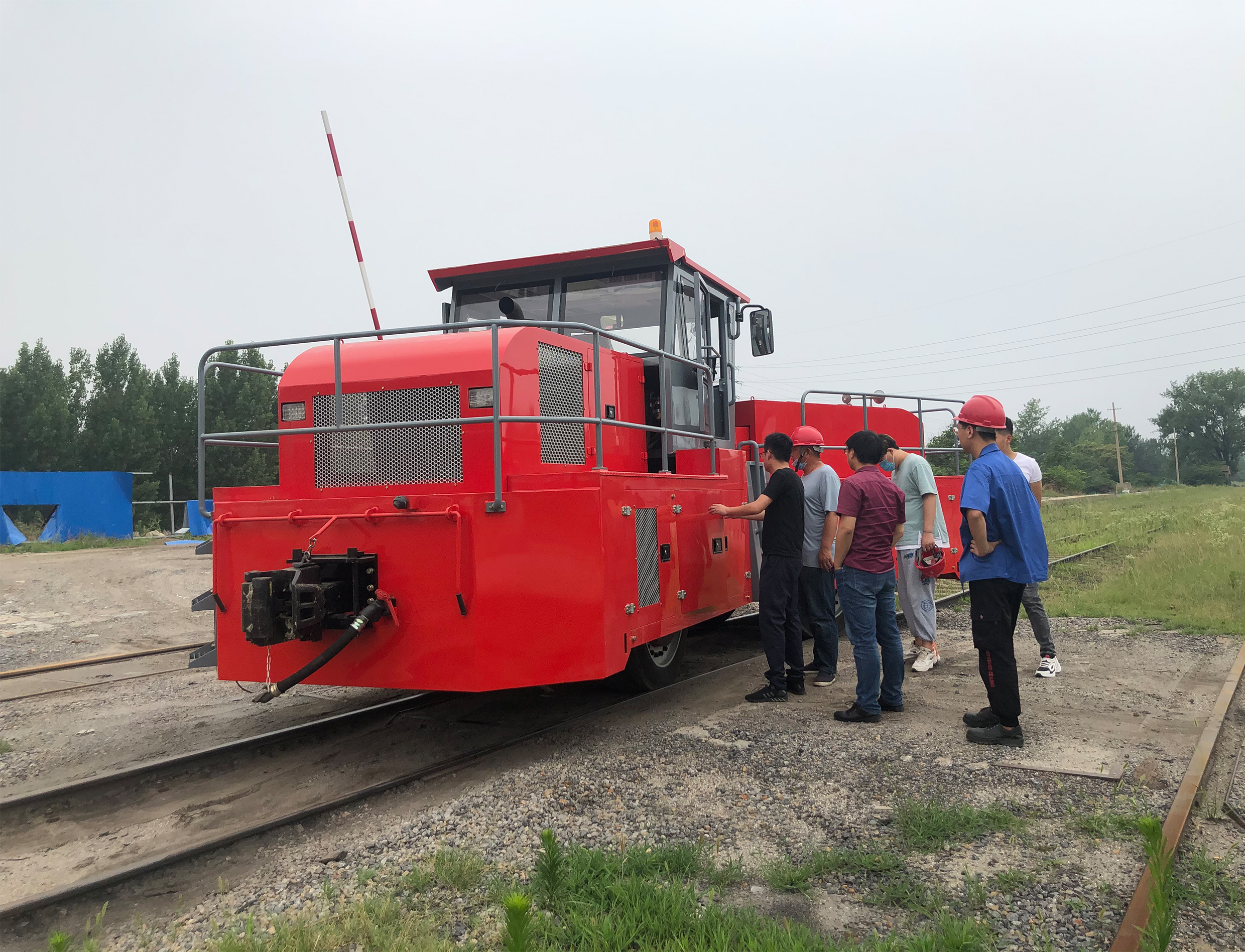 Motor de vagón de elevación de locomotora de una hilera